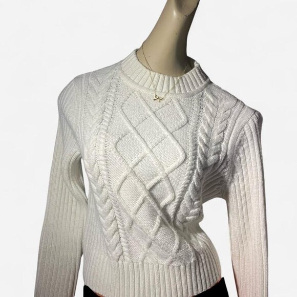 Tommy Hilfiger White Cable Knit Sweater – Fits Like Size S – Excellent Condition - Picture 1 of 5